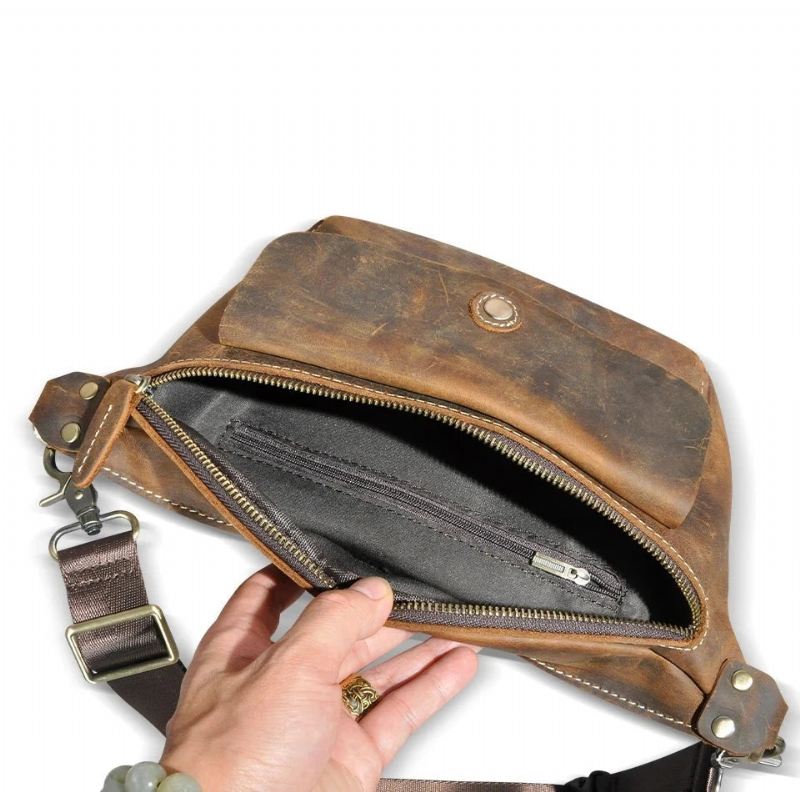 Leather Travel Retro Fanny Midjebelteveske Brystpakkeveske For Menn - Brun