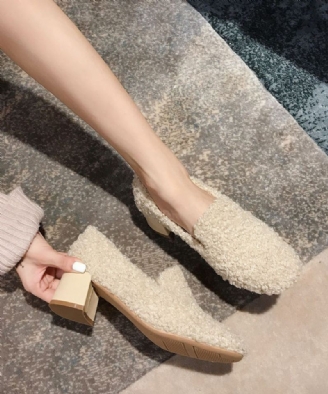 Mote Beige Teddy Chunky Heel Fuzzy Wool Lined Penny Loafers