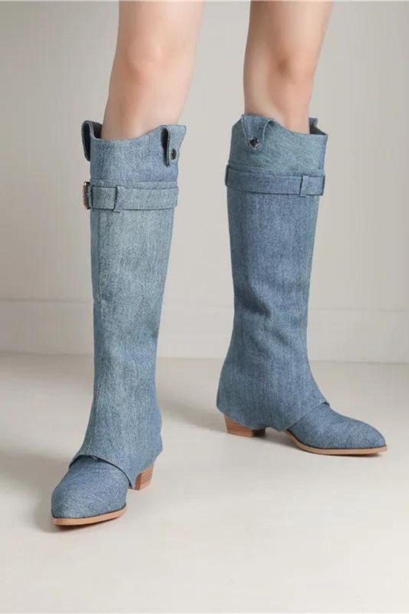 Spissetå Denim Slip On Vinterstøvler Firkantede Høye Hæler Spenne Støvletter Toppsalg Dame Plisserte Knehøye Støvler