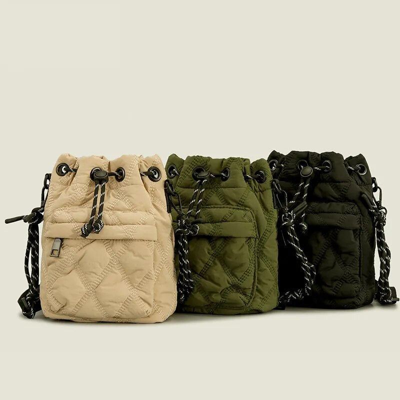 Uformelt Nylonpolstret Skuldervesker For Kvinner Quiltet Snøring Crossbody-veske Vintage Bøtteveske Liten Veske Damevesker Vinter - Svart