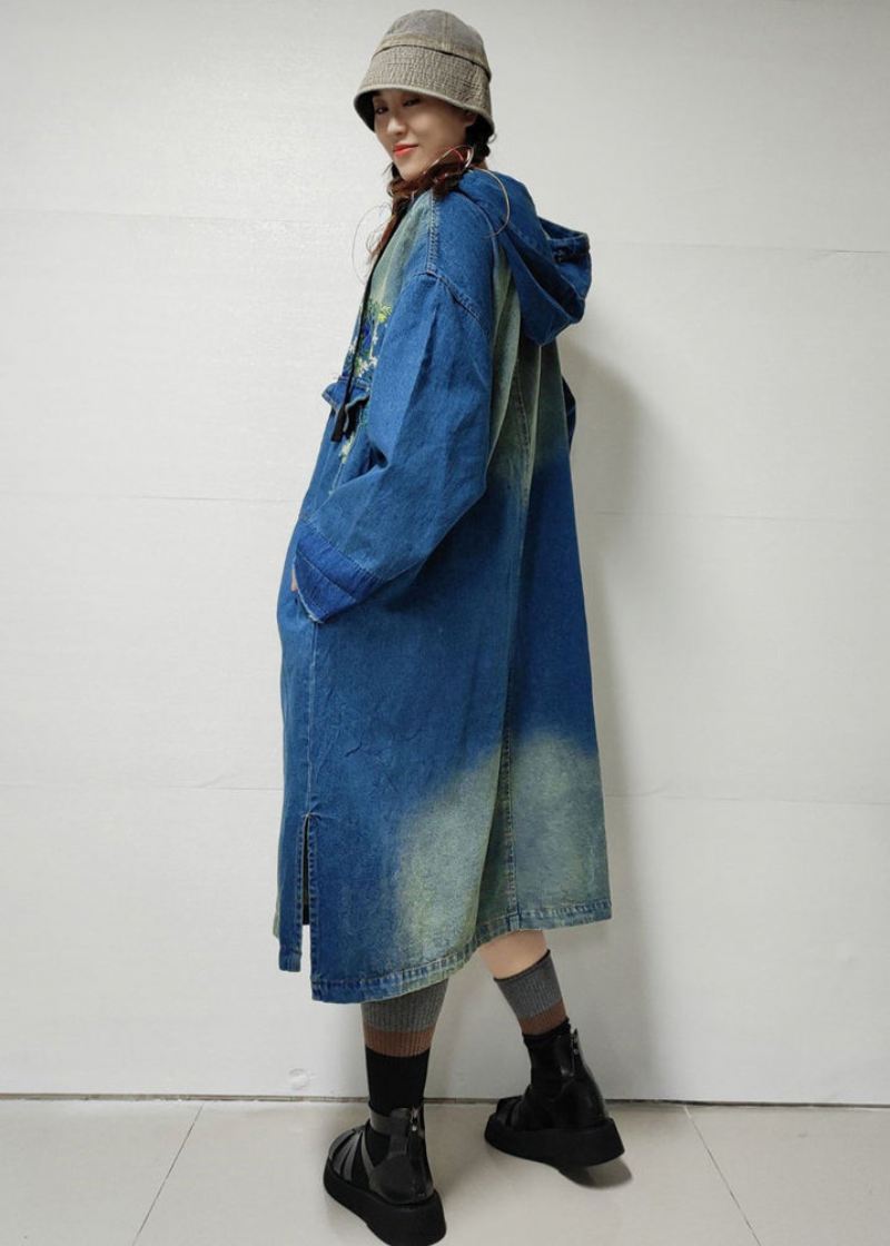 Blå Knapplommer Denim Trench Coat Brodert Langermet - Trenchcoats for kvinner