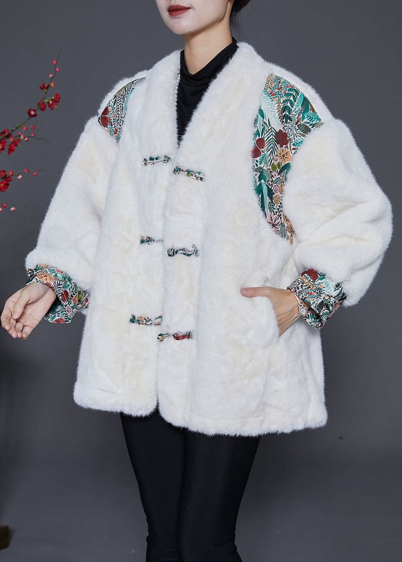 Mote Hvit Oversized Patchwork Kinesisk Button Faux Fur Jacket Vinter - Vinterfrakker for kvinner